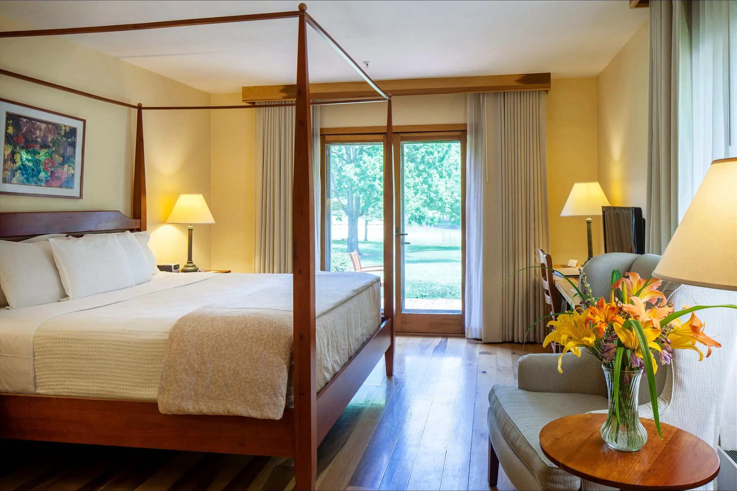 Premium Queen Patio or Balcony
  Check 
Availability &rarr;