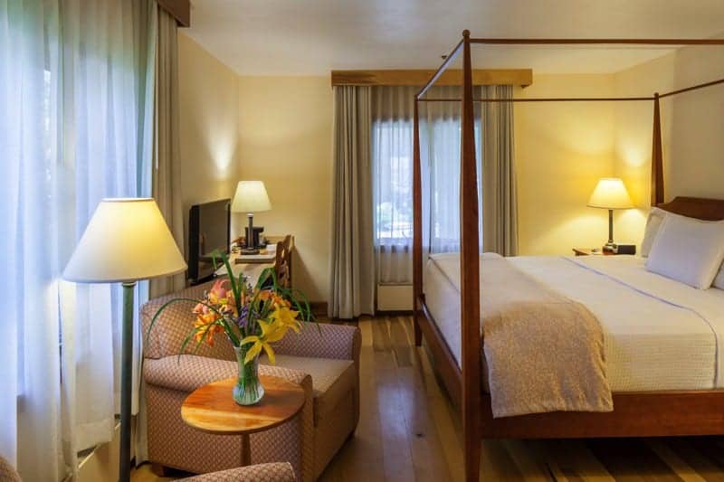 Queen Courtyard View
  Check 
Availability &rarr;